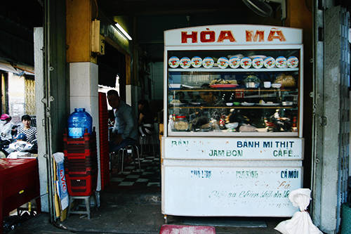 Hình ảnh chiếc xe bánh mì vẫn được giữ nguyên như những ngày đầu tiên. Ảnh: Phong Vinh.