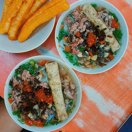 Quán bún ốc nổi tiếng phố Bạch Mai