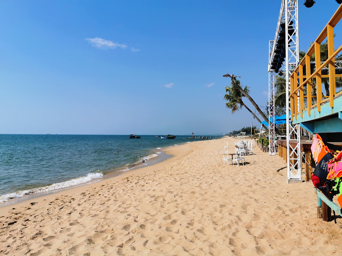 Bãi Bà Kèo Phú Quốc với bờ cát trắng mịn