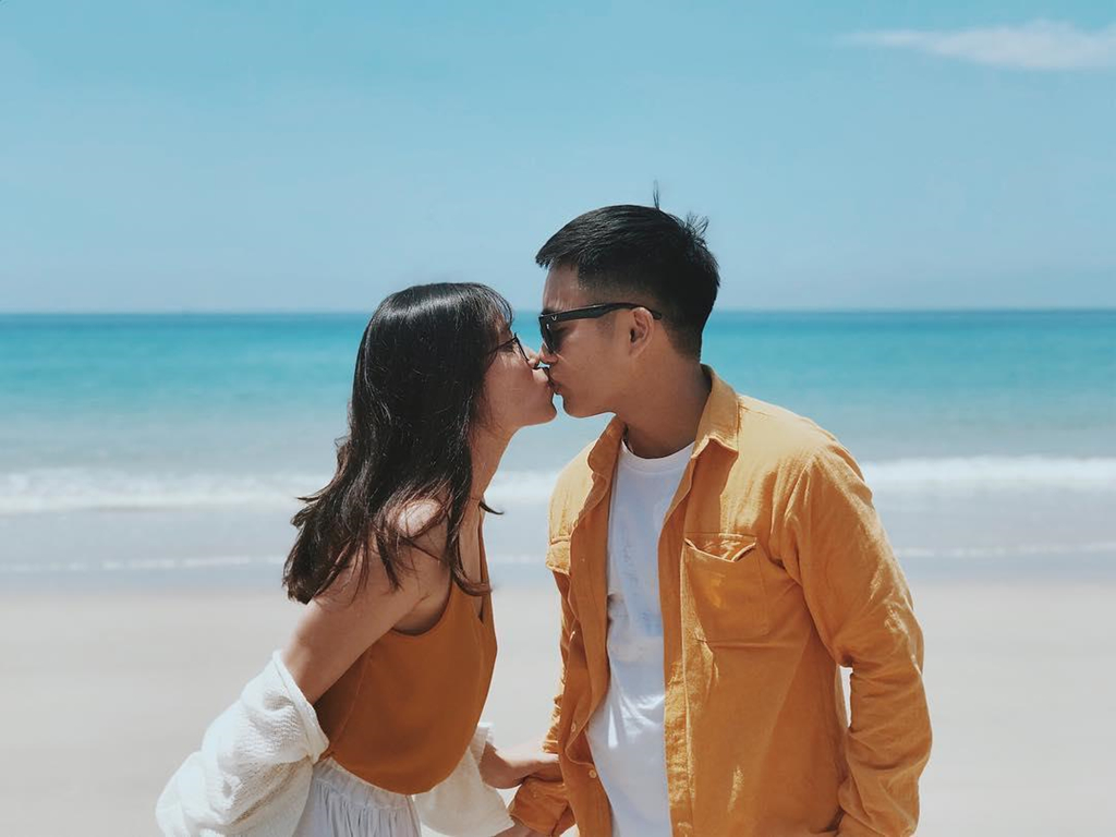 Bãi Đầm Trầu Côn Đảo với nước biển trong vắt