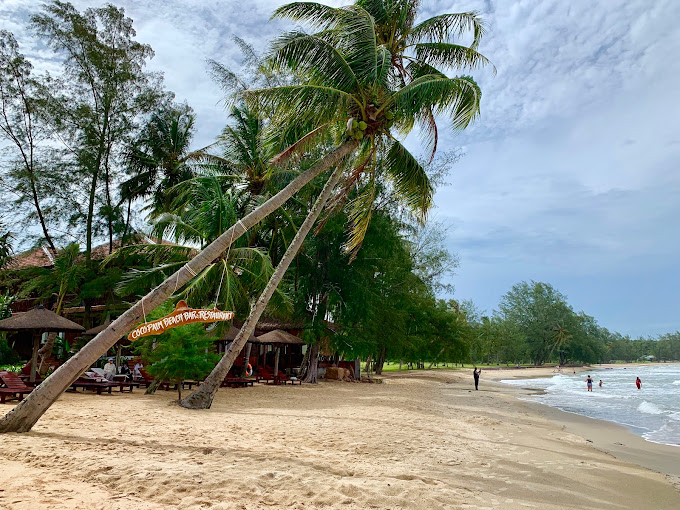 Coco Palm Beach Bar & Restaurant bãi Ông Lang