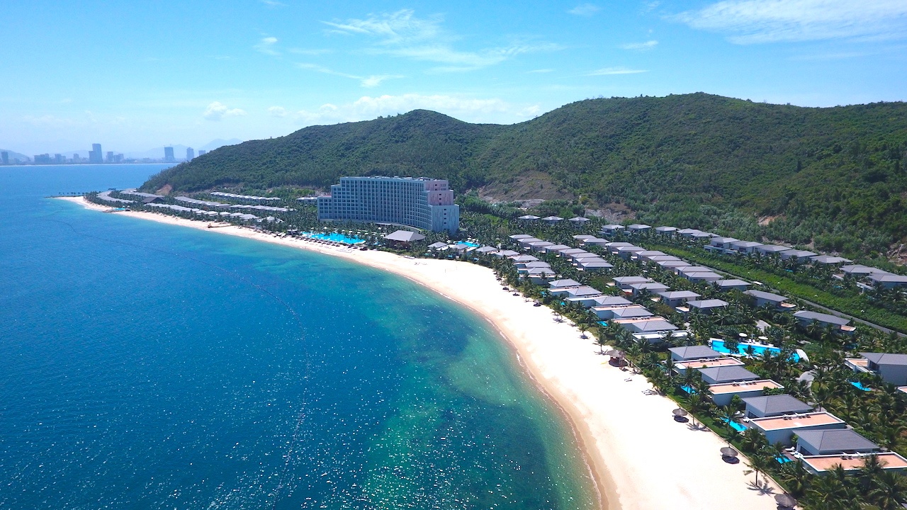 Chìm đắm trong vẻ đẹp tinh khiết của Bãi Trũ Nha Trang