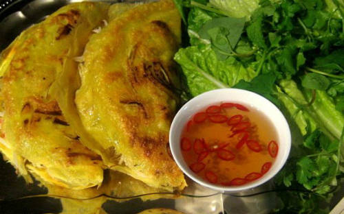 Bánh xèo cũng là một món ăn nổi bật ở Phú Yên. Ảnh: Foody