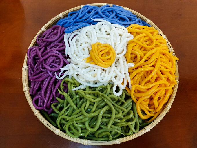 banh-5-mau-02-6786-1622182636