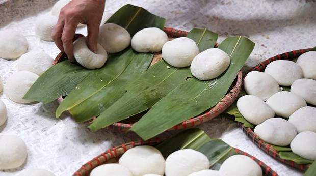 Bánh bạc đầu dùng trong lễ Tết của người Sán Dìu