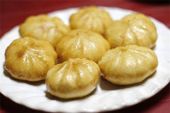Bánh bao chiên món ăn đường phố Hà Nội