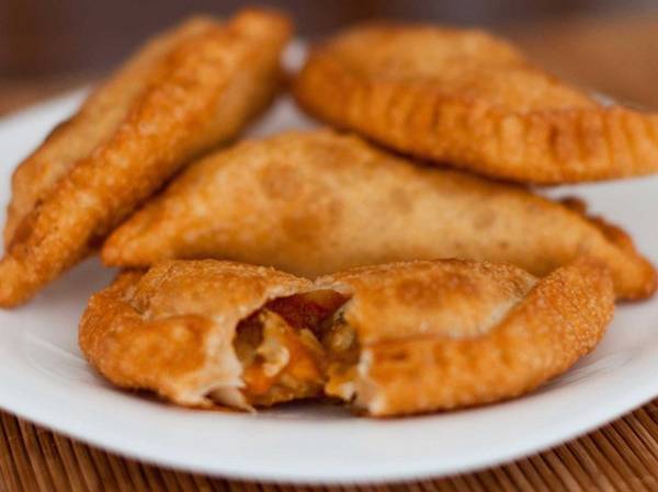 Bánh xếp chiên giòn Empanada của Argentina