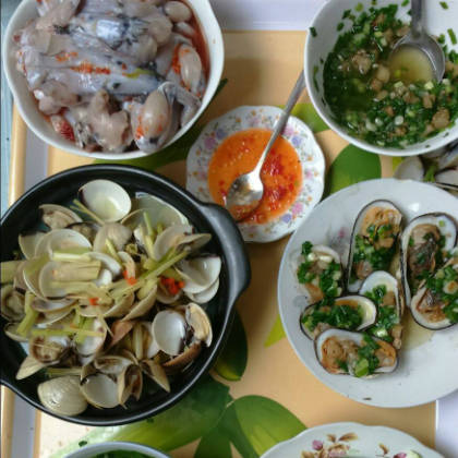 banh-canh-hu-tieu-dam-huong-vi-bien-vung-tau-ivivu-3