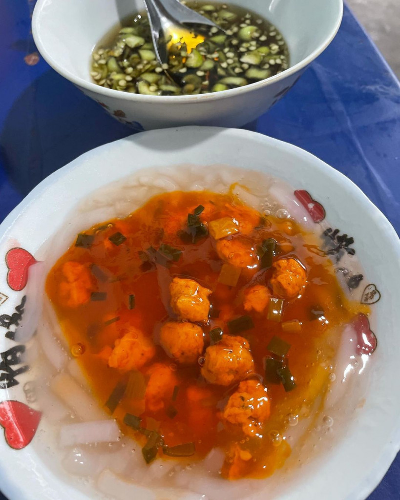 Sợi bánh canh Nam Phổ dai ngon ăn kèm nước mắm ớt