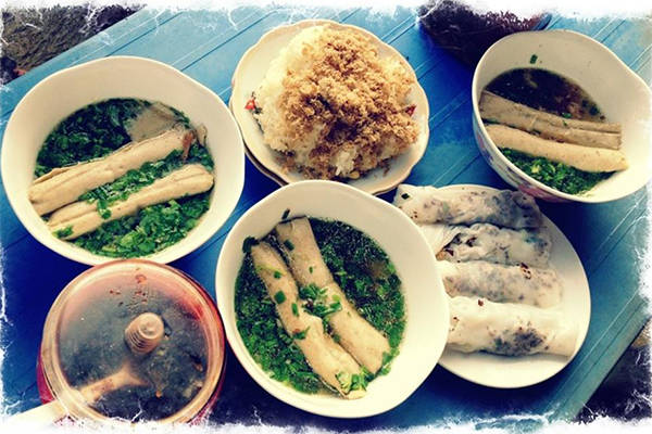 Bánh cuốn canh Cao Bằng là món ăn vừa dân dã, vừa độc đáo. Ảnh: tinngan