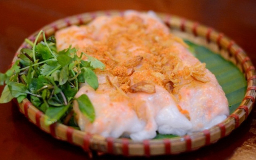 Bánh cuốn nhân tôm Diêm Điền thơm ngon