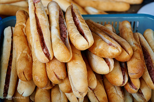 Bánh mì que đặc sản Hải Phòng