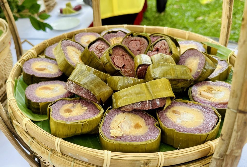 Bánh tét miền Tây trong kho tàng bánh dân gian Nam Bộ