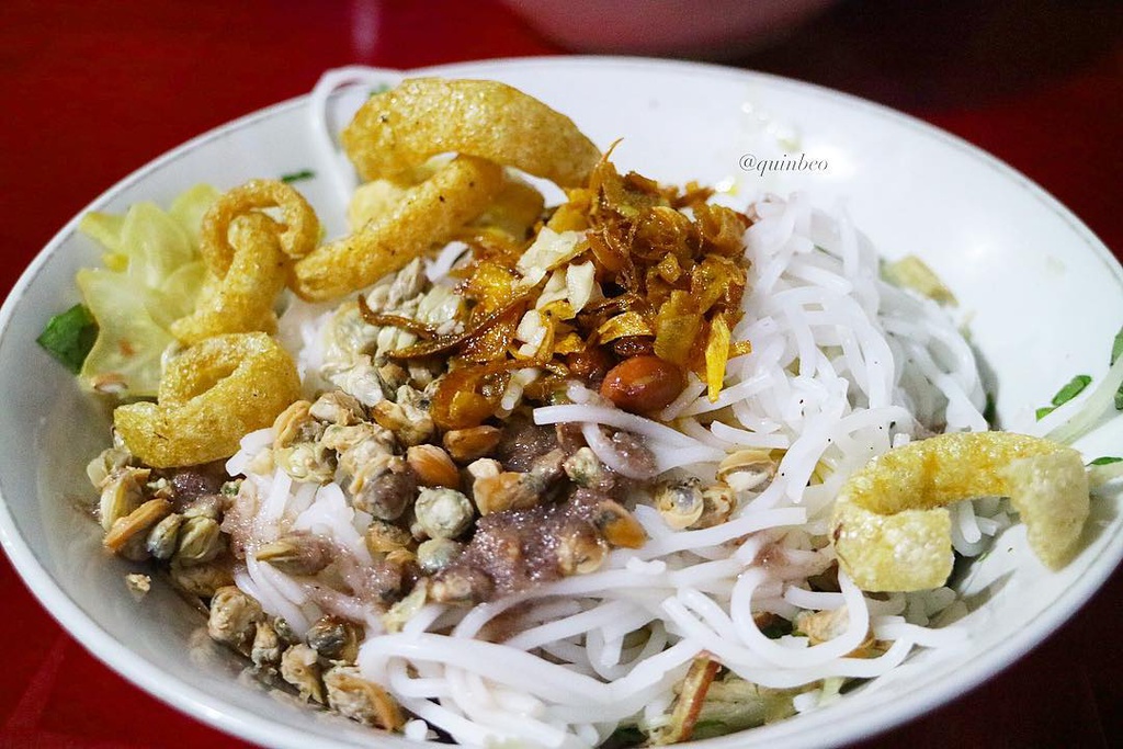 banh-dap-hen-xao-va-cac-mon-hen-tham-dam-huong-vi-mien-trung-ivivu-8 banh-dap-hen-xao-va-cac-mon-hen-tham-dam-huong-vi-mien-trung-ivivu-8