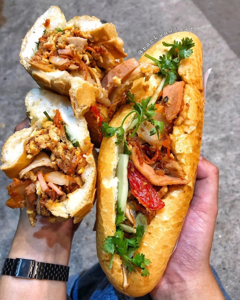 banh-mi-bot-loc-va-nhung-mon-banh-mi-doc-dao-cua-am-thuc-viet-ivivu-3-819x1024-1 banh-mi-bot-loc-va-nhung-mon-banh-mi-doc-dao-cua-am-thuc-viet-ivivu-3