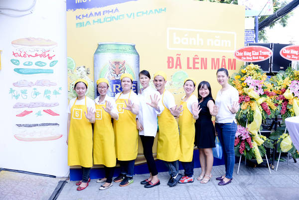 Không gian bên trong Bánh Năm bánh mì Sài Gòn
