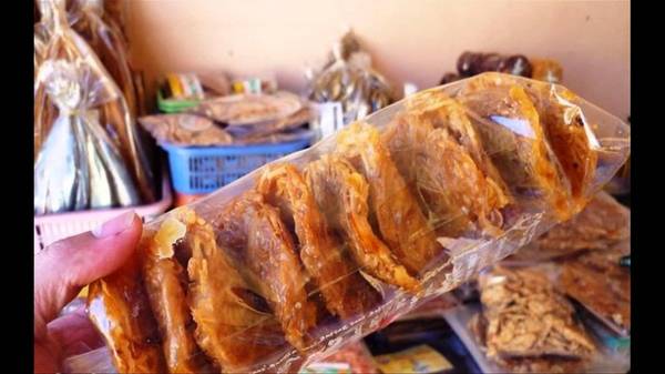 Bánh rế đặc sản Phan Thiết giòn ngon