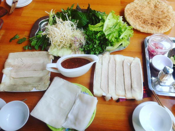 Bánh tráng cuốn thịt heo Đà Nẵng