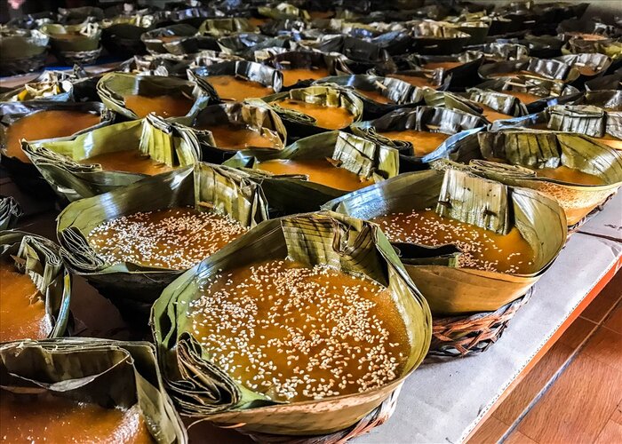 Độc lạ món bánh tổ Hội An hấp dẫn du khách