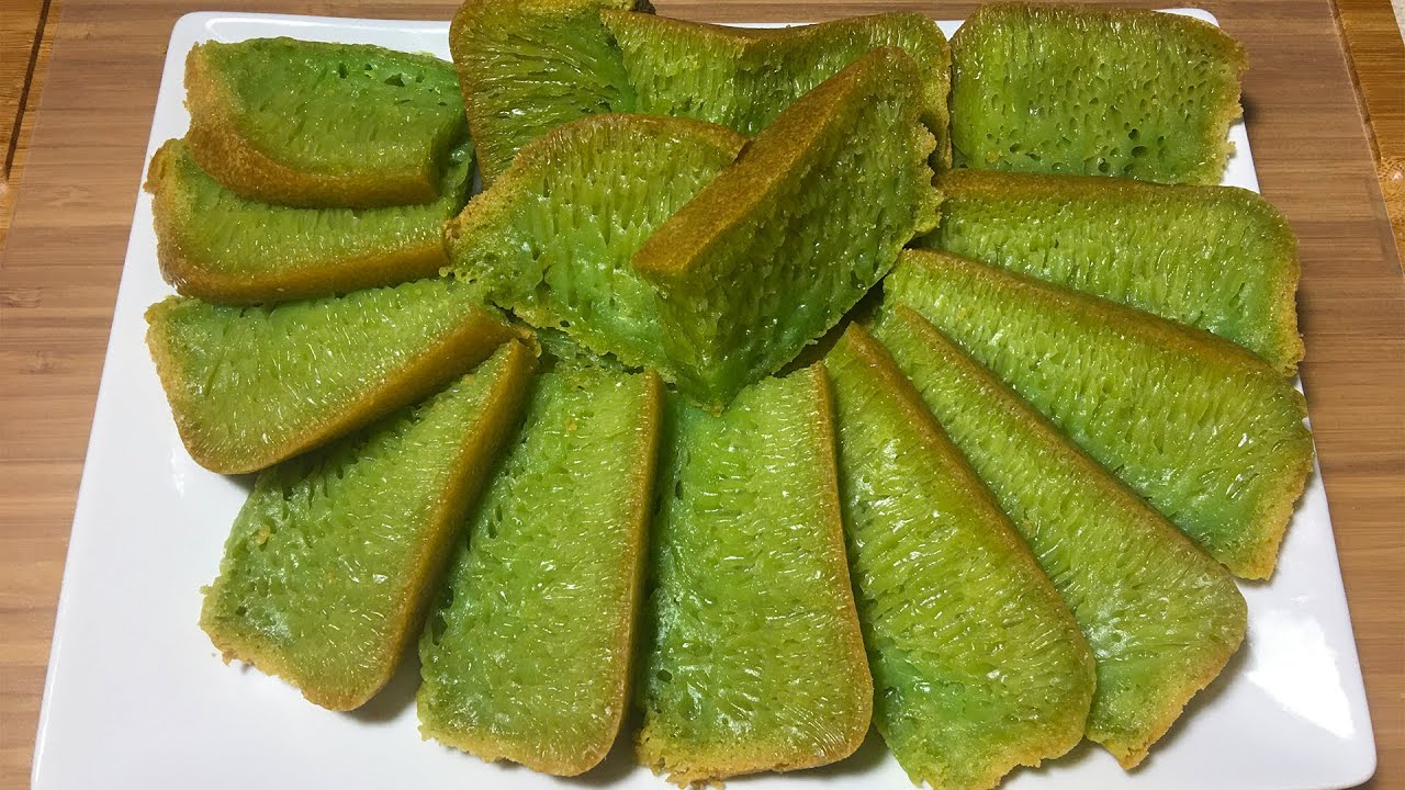 Bánh bò nướng lá dứa miền Tây