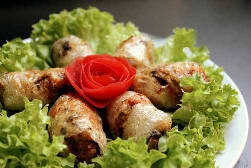 Trong miền Nam, nem rán còn có tên chả giò.