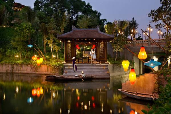 banyan-tree-lang-co-hue-ivivu-9-6 banyan-tree-lang-co-hue-ivivu-9