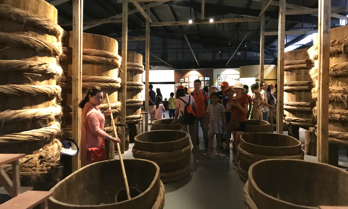 Du lịch Phan Thiết – Khám phá bảo tàng nước mắm Làng Chài Xưa