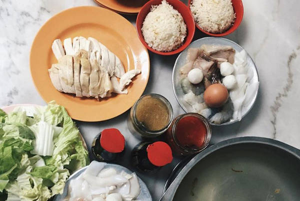 Cơm gà Hải Nam - món ăn đặc trưng ẩm thực Singapore