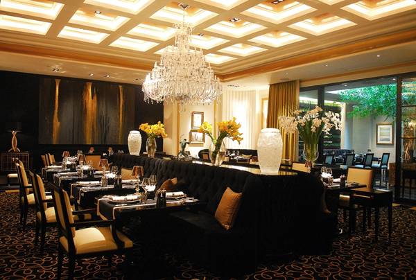 bat-mi-5-nha-hang-dang-cap-sao-michelin-o-resorts-world-sentosa-singapore-ivivu-22 bat-mi-5-nha-hang-dang-cap-sao-michelin-o-resorts-world-sentosa-singapore-ivivu-22