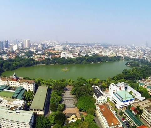 Hồ Hoàn Kiếm là biểu tượng xanh của du lịch Hà Nội