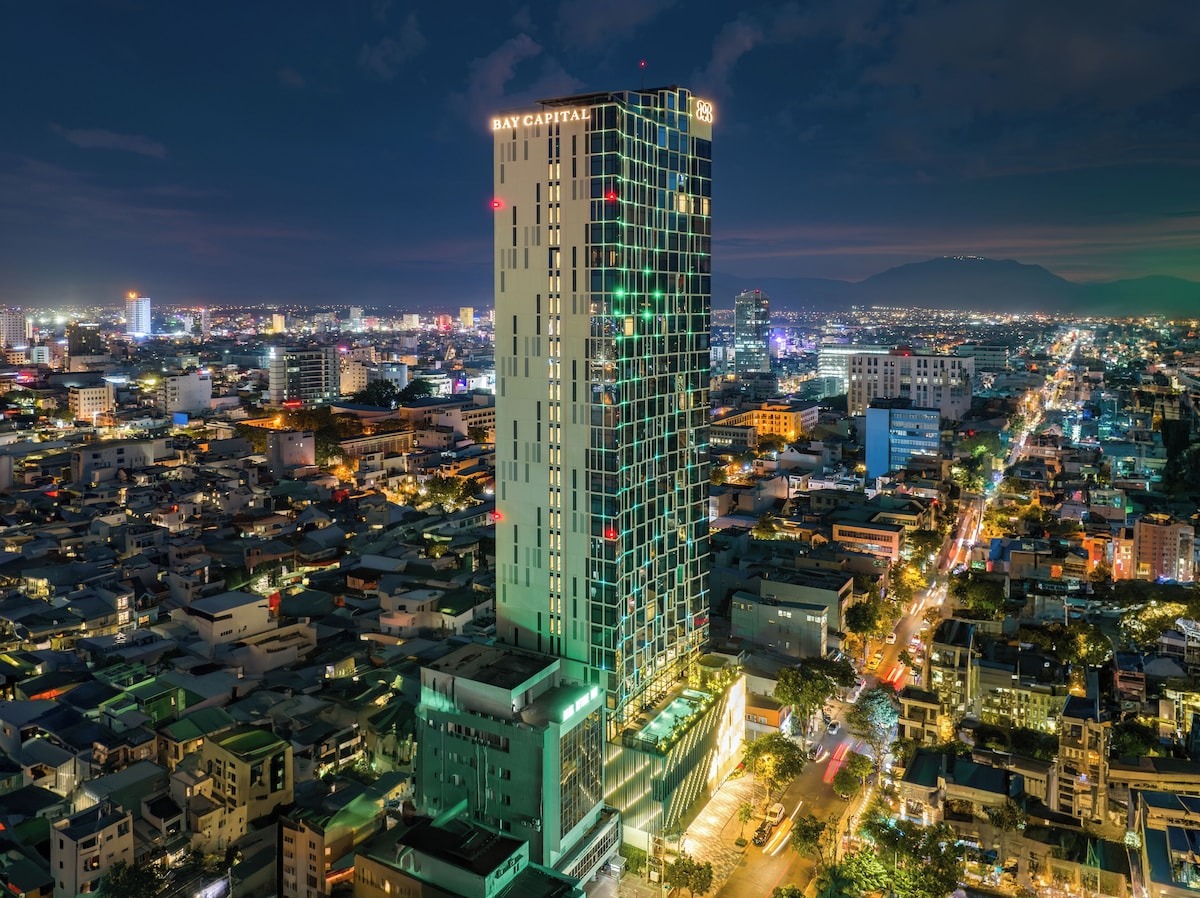 Bay-Capital-Đà-Nẵng-ivivu