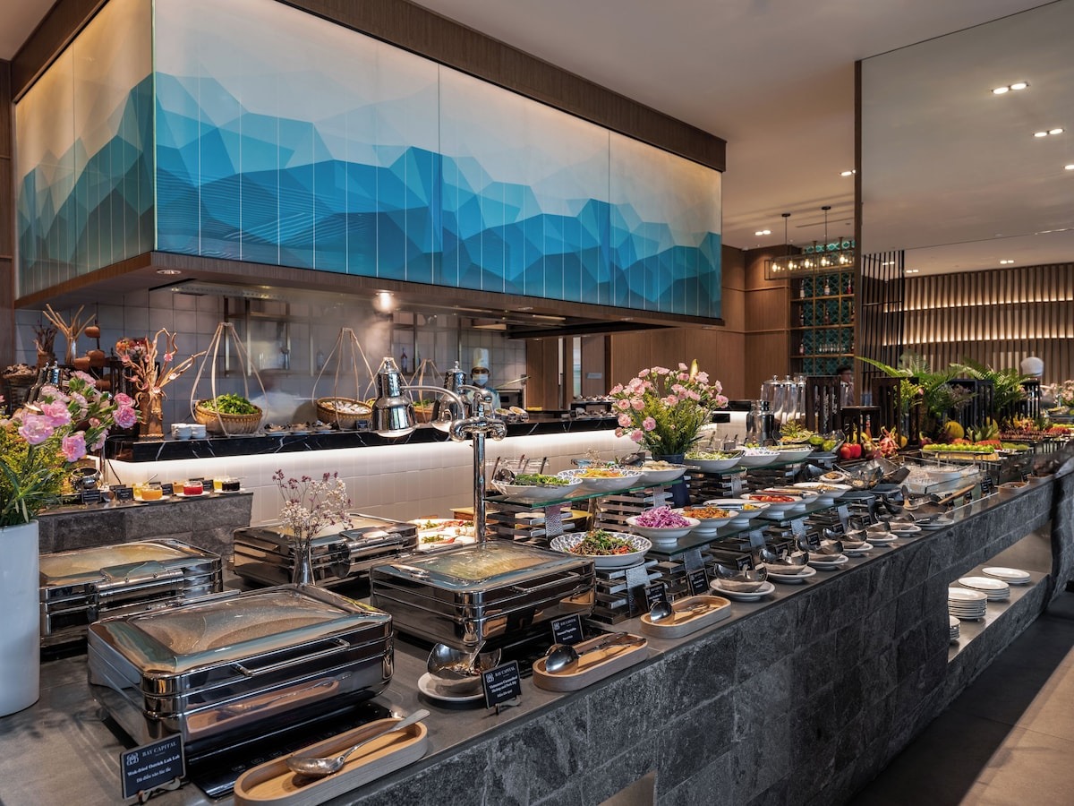 Bữa sáng buffet Bay Capital Đà Nẵng