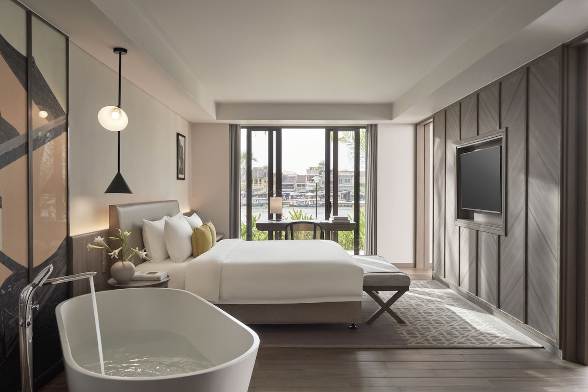 Bay -Resort- Hội- An-ivivu-2