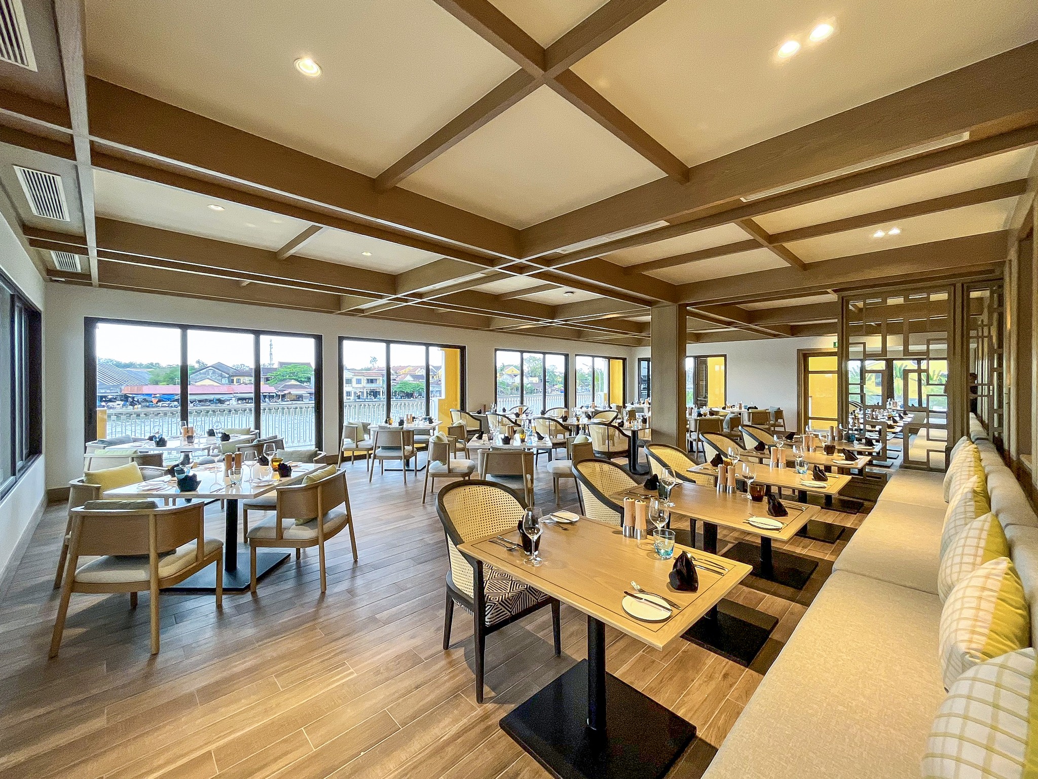 Bay- Resort- Hội- An-ivivu