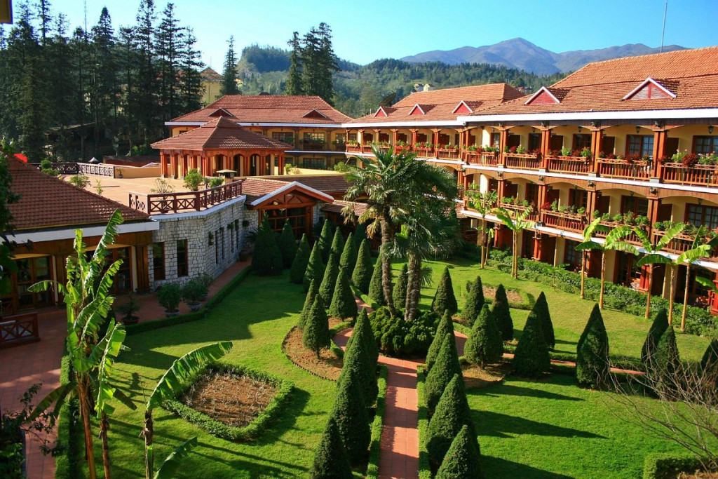 BB Sapa Resort & Spa - Khách sạn Sapa kiến trúc cổ