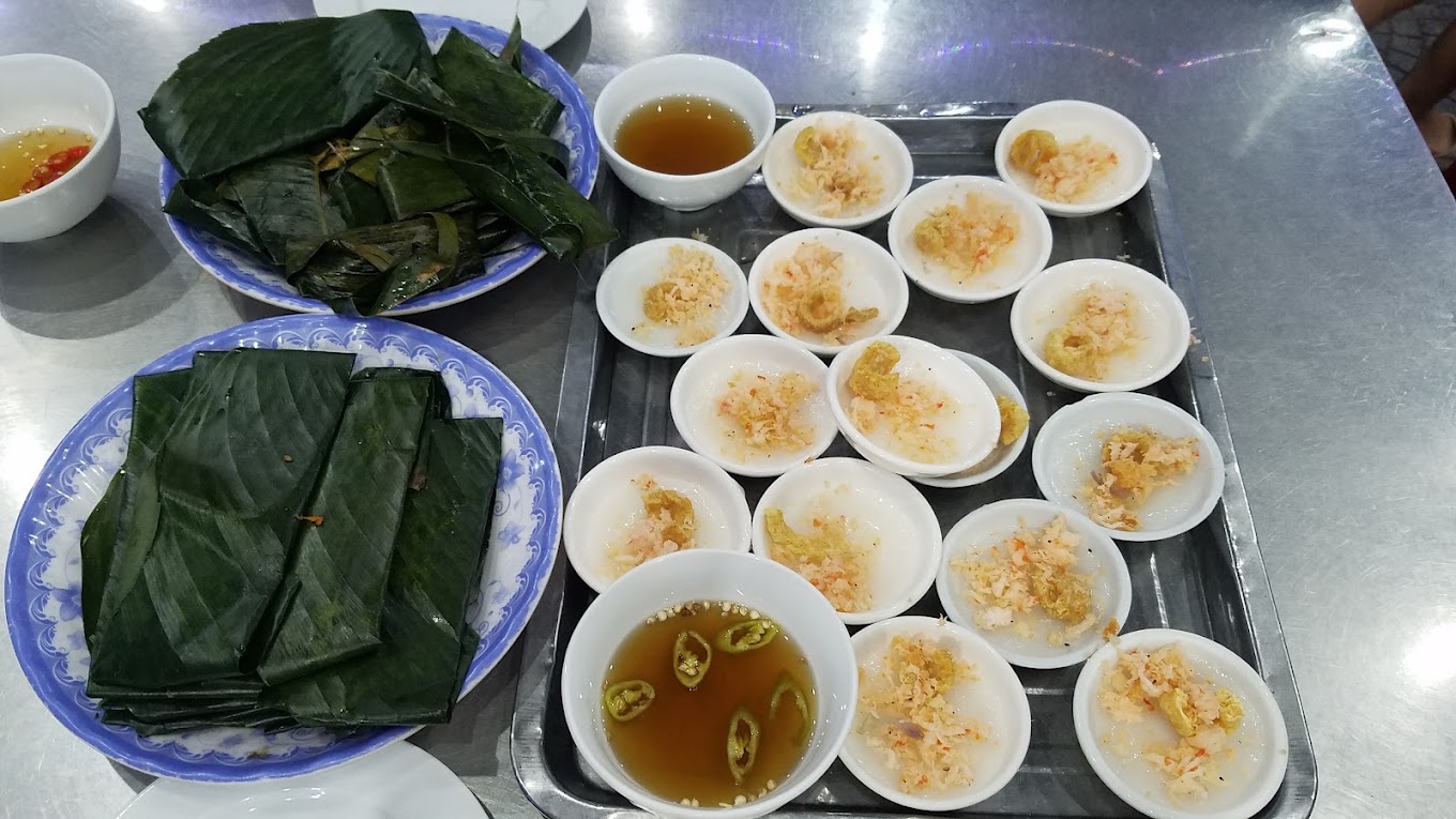 Bánh bèo chén xứ Huế