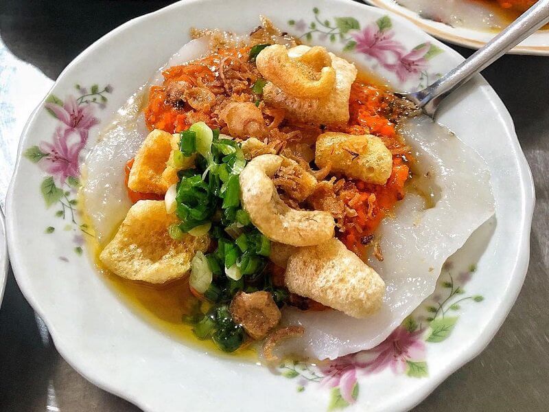 Bánh bèo Đà Lạt với da heo giòn