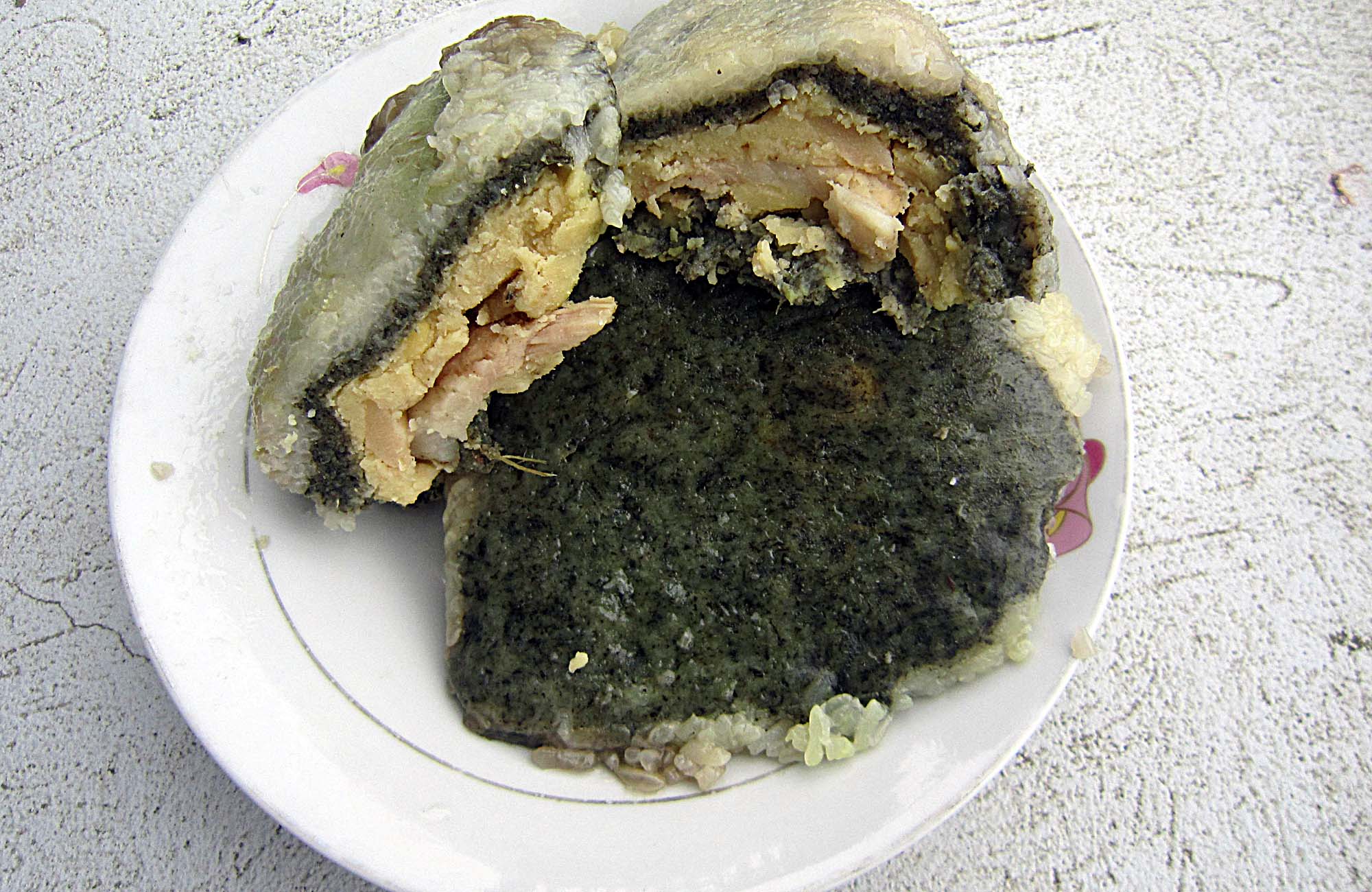 Bánh khúc đặc sản Hưng Yên