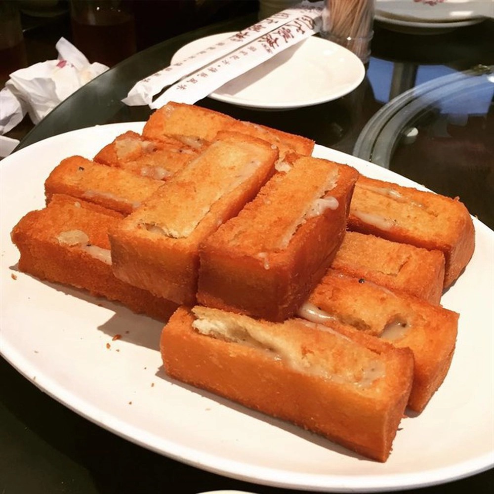 Bánh mì quan tài ivivu 1