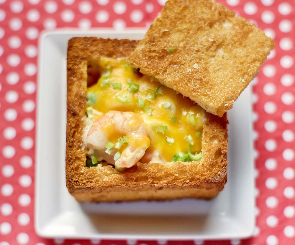 Bánh mì quan tài ivivu 2