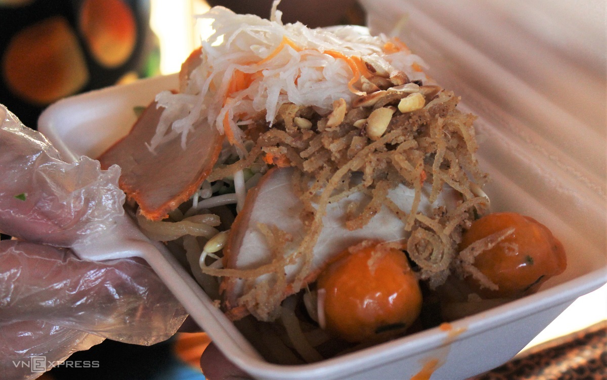 Bánh tằm bì miền Tây hấp dẫn