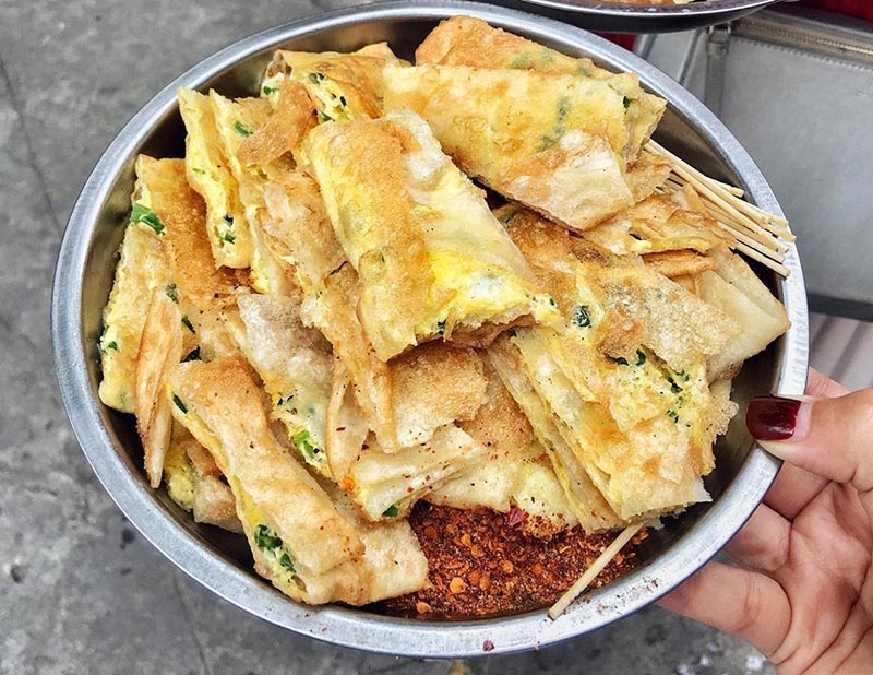 Bánh tráng lắc tay món ăn Hà Khẩu