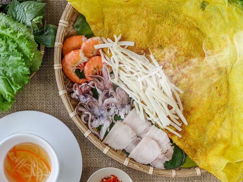 Bánh xèo củ hủ dừa Cần Thơ