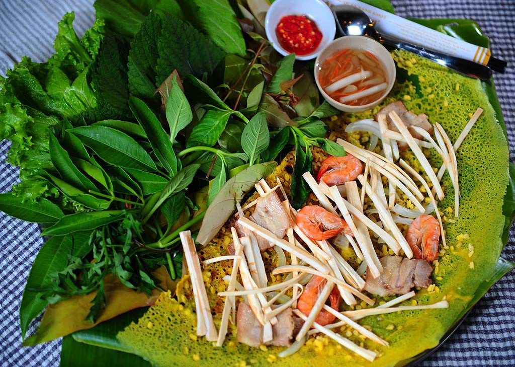 Bánh xèo củ hủ dừa Cần Thơ