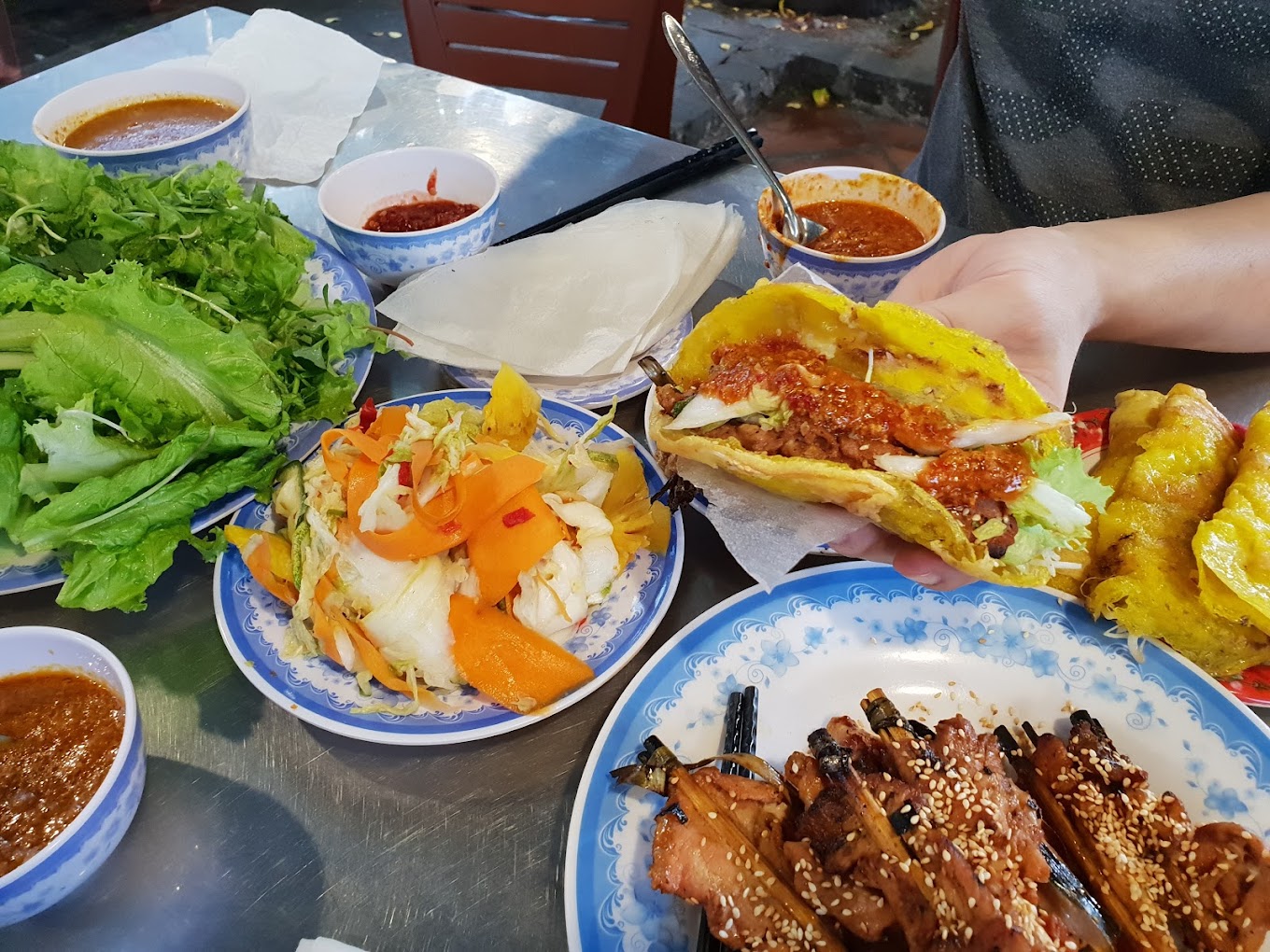 Bánh xèo quán giếng Bá Lễ quán ăn ngon Hội An