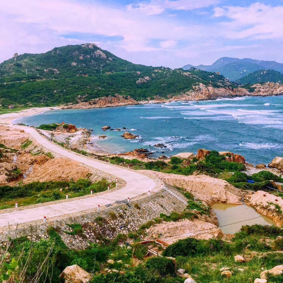 Vẻ đẹp hoang sơ của Bãi Chướng miền Trung