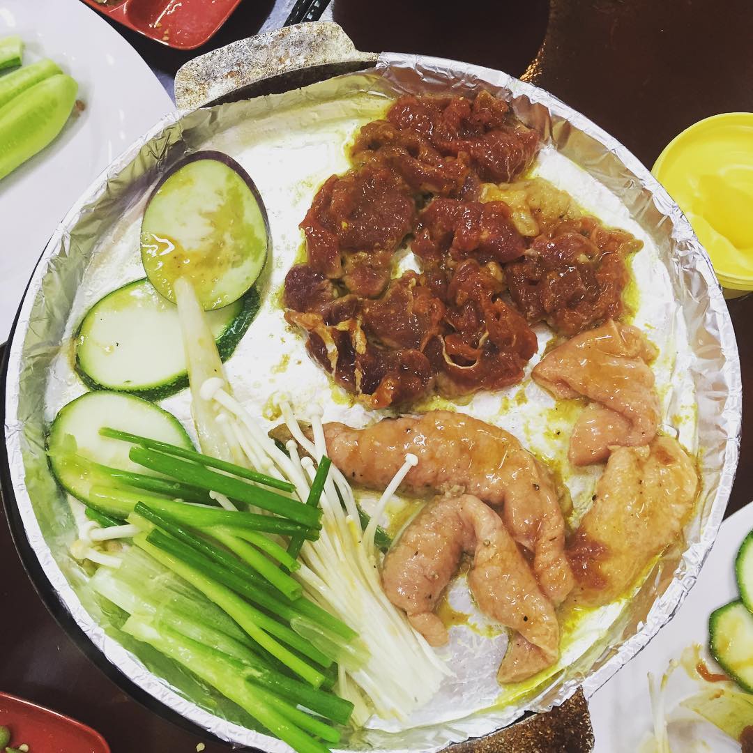 bò-nầm-nướng-Hà-Nội-ivivu