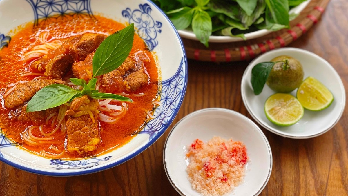 Bún bò cay đặc sản Bạc Liêu