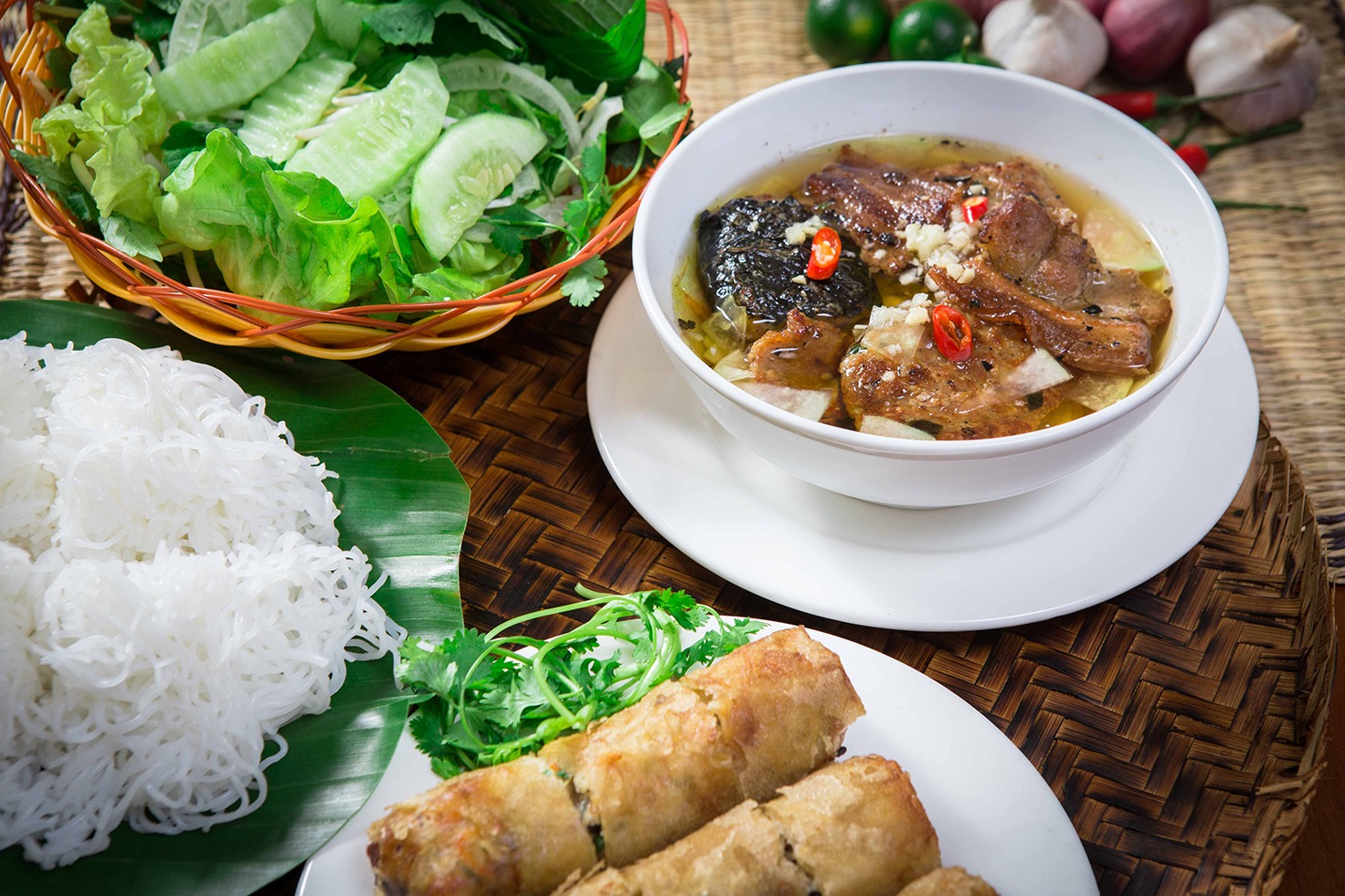 Bún chả Hà Nội Sinh Từ