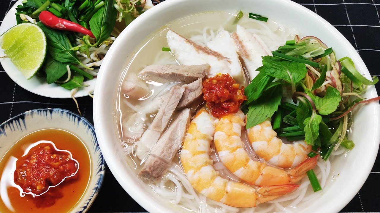 Bún nước lèo đặc sản Trà Vinh